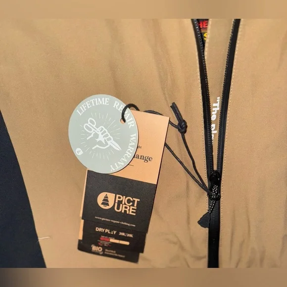 Women's Pink and Tan Ski Jacket - Picture 12 of 14